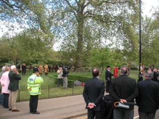 Возложение венков в Гайд-парке